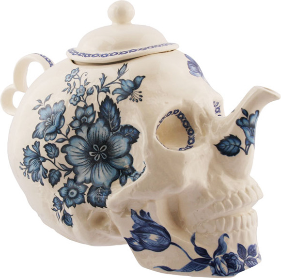 Расписной чайник для чая в виде черепа